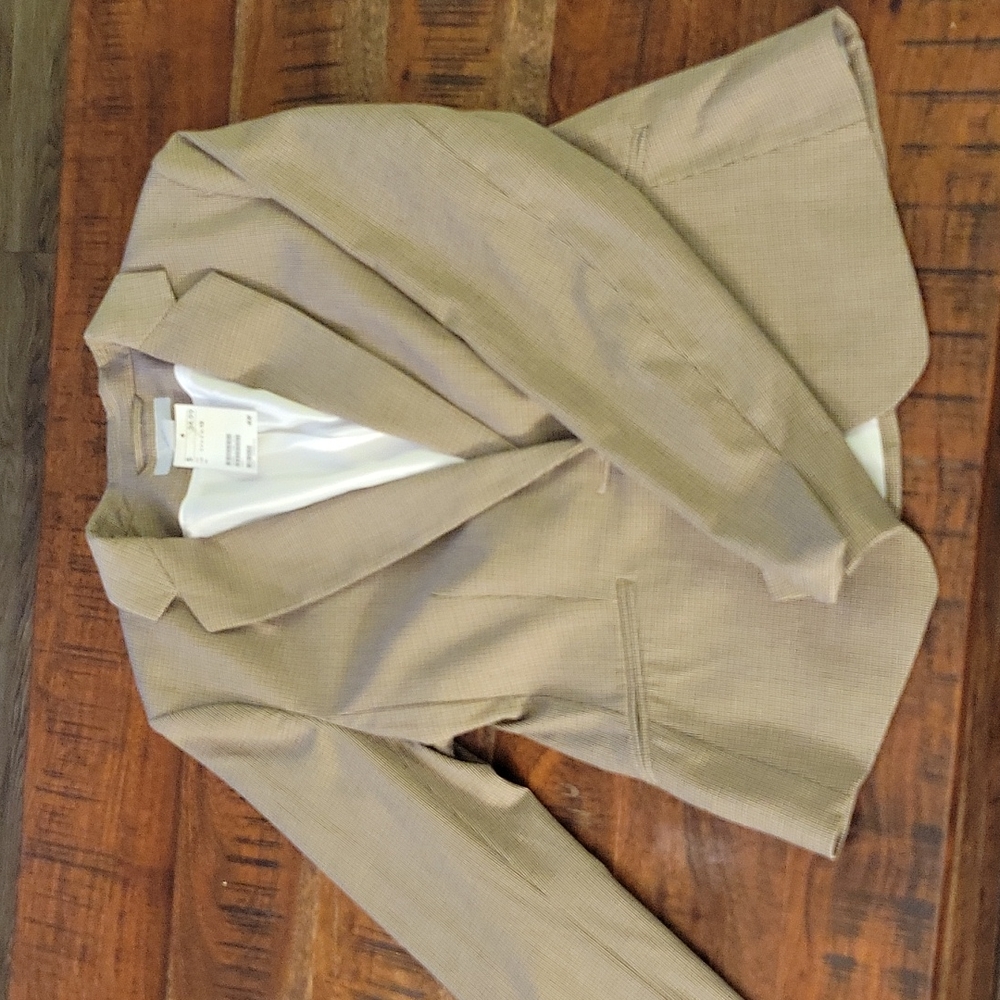NEW HM SIZE 12 BROWN